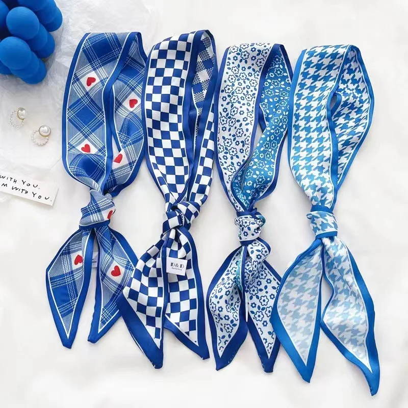 Bandana Cotton - Pañuelo de seda azul Klein, nueva