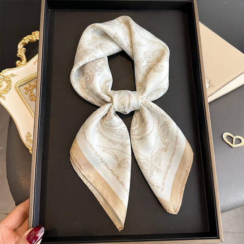 Pañuelo Cuadrado Vintage Beige - Silk Neck Scarf reseña y precio