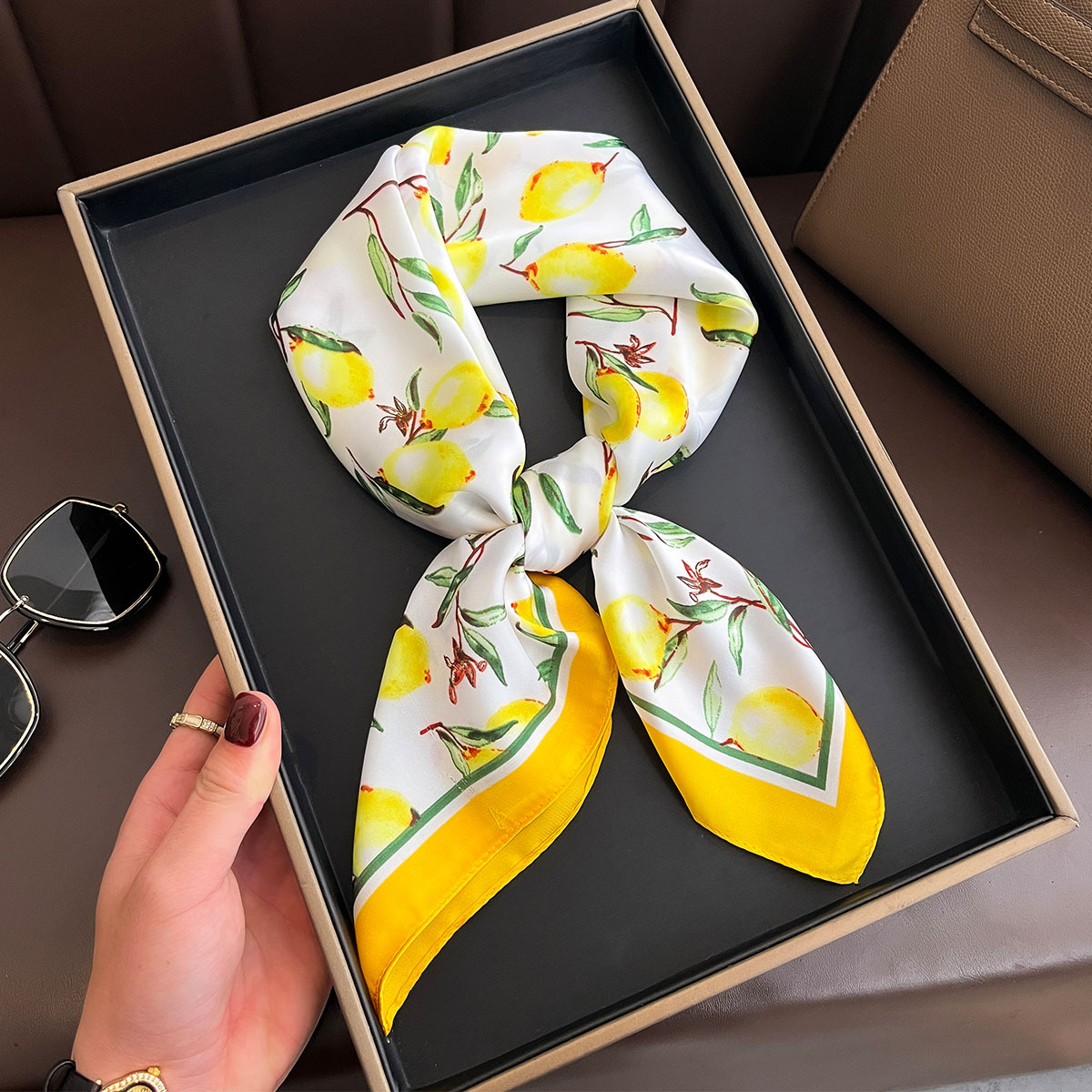 2025 nueva bufanda de seda cua - Ascot Neck Scarf reseña y precio