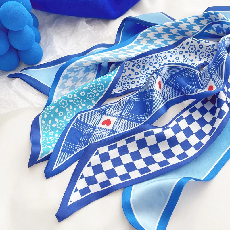 Pañuelo de seda azul Klein, nu - Bandana Cotton reseña y precio